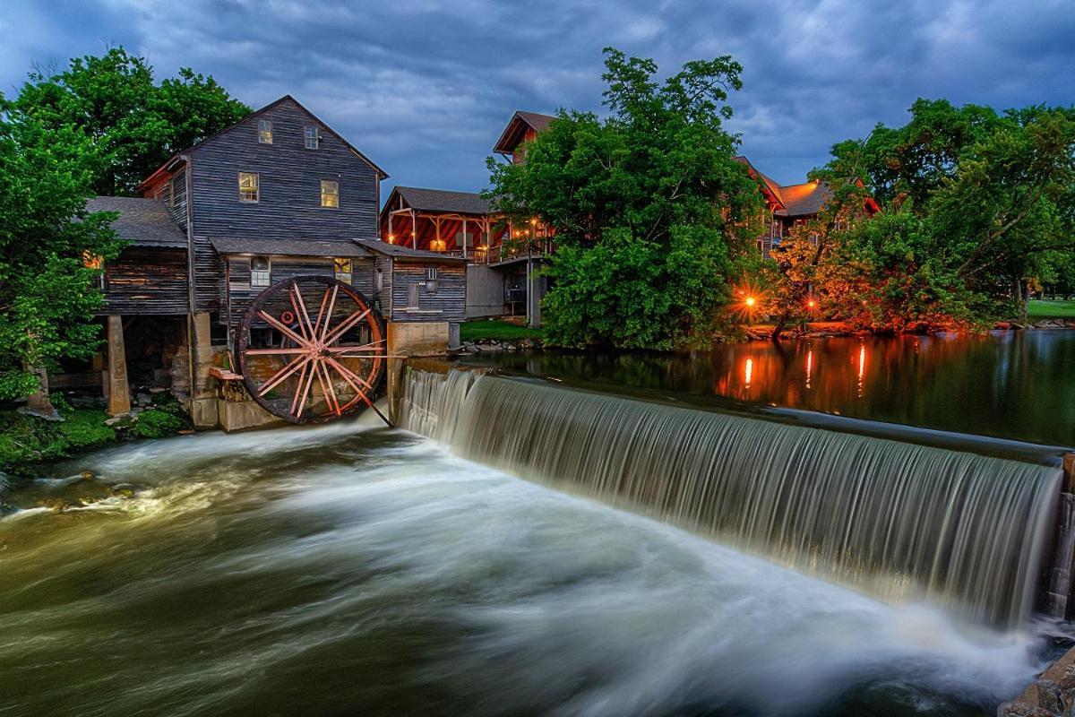Heavenly Bear, Hot Tub, 1089 Of Free Attraction Tickets For Each Paid Day, Dollywood And More Sevierville Luaran gambar