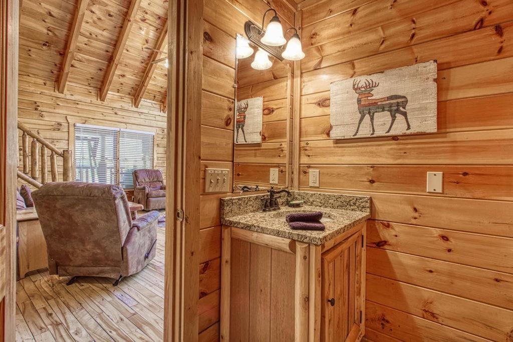 Heavenly Bear, Hot Tub, 1089 Of Free Attraction Tickets For Each Paid Day, Dollywood And More Sevierville Luaran gambar